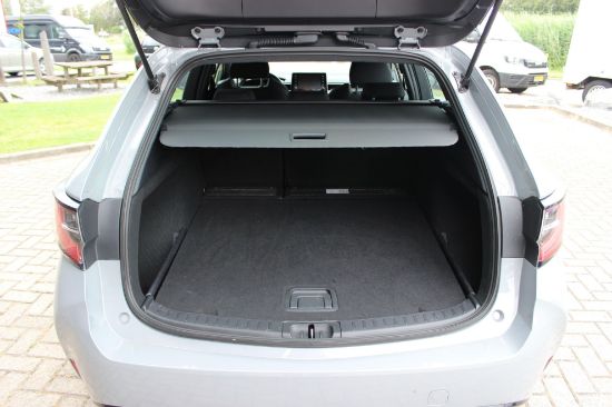 Afbeeldingen van Toyota Corolla TS Hybrid