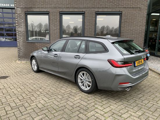 Afbeeldingen van BMW 3-serie Touring automaat